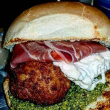 Chop's Pub