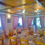 Mont Nery Comida