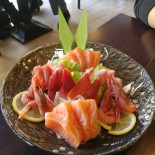 Nihori Sushi food