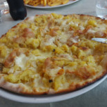 Pizza E Vai outside
