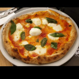 Pizzeria Toto' E Peppino Di Battimelli Angelo Comida