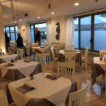 Pizzeria L'approdo À l'intérieur