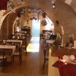 Nini À l'intérieur