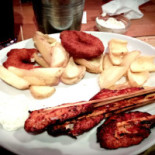 Rooster House Comida
