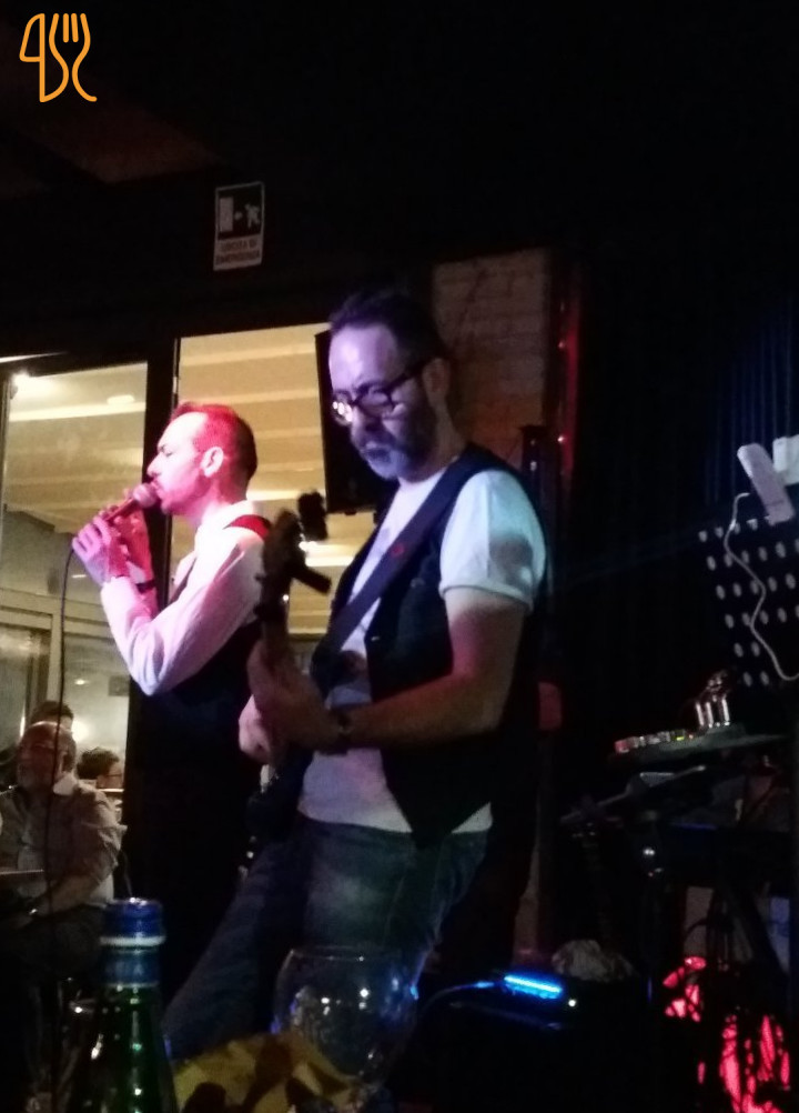 Dexter Beer Jazz Dentro