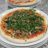 Pizzeria Dentramelia food