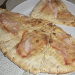 Pizzeria Da Cesare food