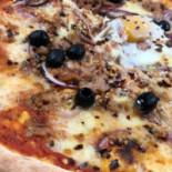 All Day's Pizza food