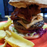 Treasure Island Comida