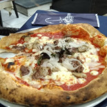Pizzeria La Strambata Comida