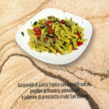 Cogoma E Panaro À l'intérieur