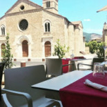 Caffe Rendez Vous inside