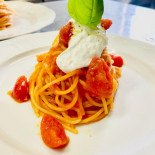 Aime Bistrot Caffe Comida