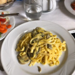 Pizzeria King food