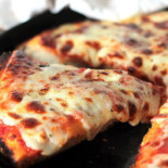 Pizzeria Astra 2 Gossolengo food