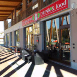 Ivy's Burger Exterior