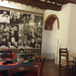 Nice People Dentro