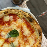 Pucci E Manella Comida
