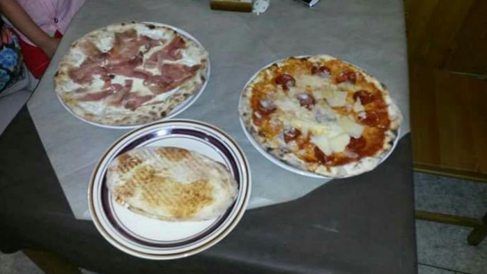 Pizzeria New Desirée Buffeteria Rosticceria Pucceria Nourriture