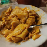 Gli Onorevoli food