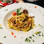 Castello Thurnstein Comida