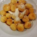 Madama Piola Nourriture