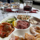 Della Piazza Comida