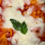Trivial Pizza food