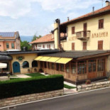 Anaunia Exterior