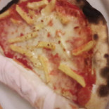 Pizzeria Week End food