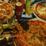 Pizzeria Thermopolium food