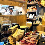 Mass Wine Nourriture