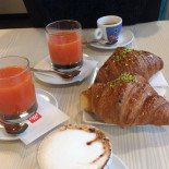Candrina Panificio E Pasticceria food
