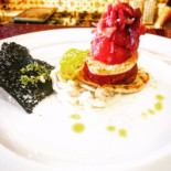 Red&white Hostaria Food
