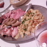 Tschuegghof Comida