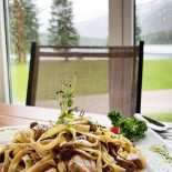 Platzl Am See food