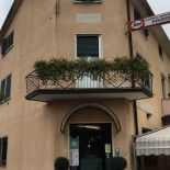 Albergo Ristorante Bar La Pineta outside