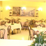 Pizzeria Elen inside