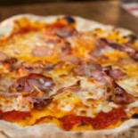 Pizzeria Fuori Dal Comune Nourriture