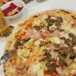 Pizzeria Belinda food