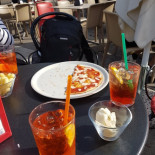 Plaza Cafe Nourriture