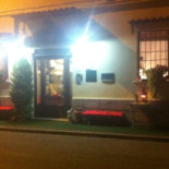 Osteria Mangia E Tas outside