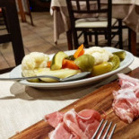 Ca' De Mazzoli food