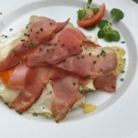 Rifugio Pederu food