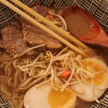 Kame Ramen Comida