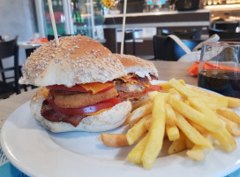 Happy Burger Corsico food