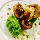 Trait D'union food