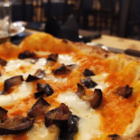 Pizzeria Motie inside
