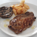 Lu Barril Food