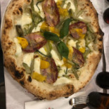 Pizza Buoi food